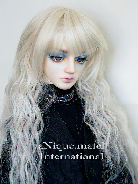 8-9" Icy Blonde