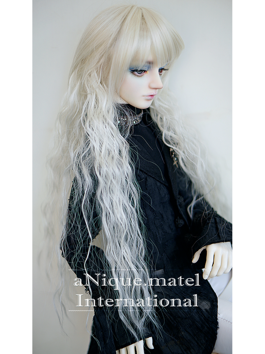 8-9" Icy Blonde