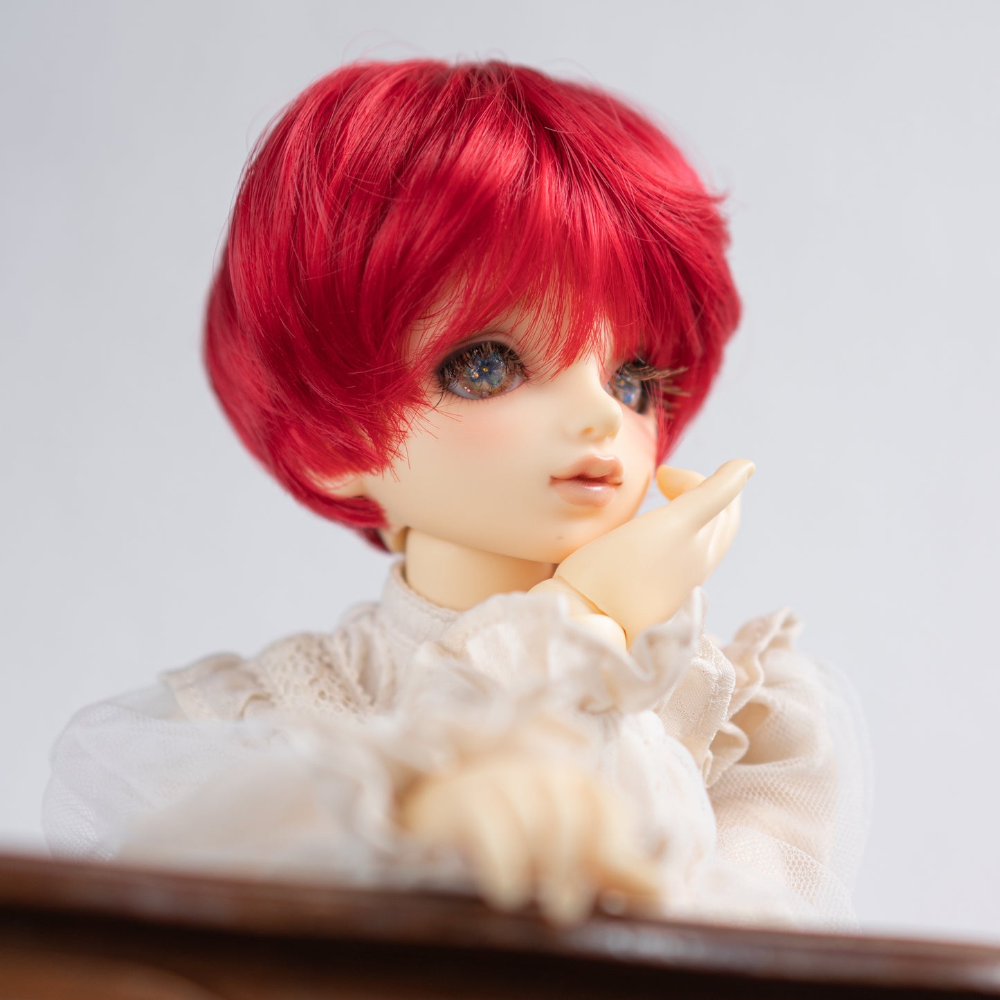 Tori Cut - Scarlet